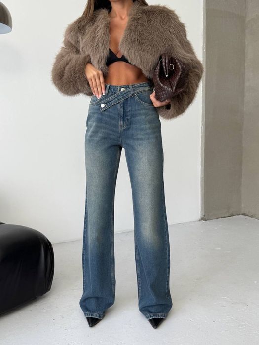 Стильні та трендові жіночі джинси