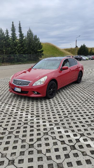 Infiniti G 37 X 4x4 320KM