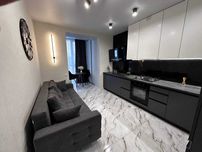 Срочно! Продам отличную квартра Днепровская Брама 2 45м2