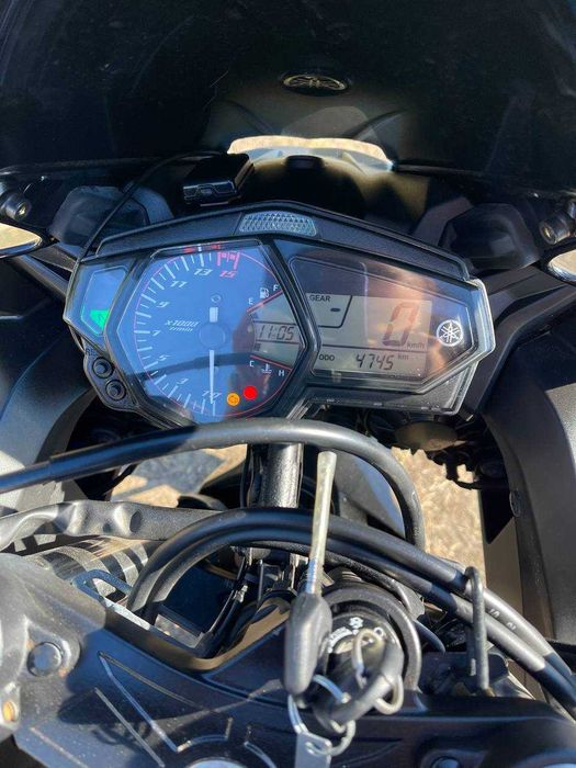 Мотоцикл Yamaha YZF-R25