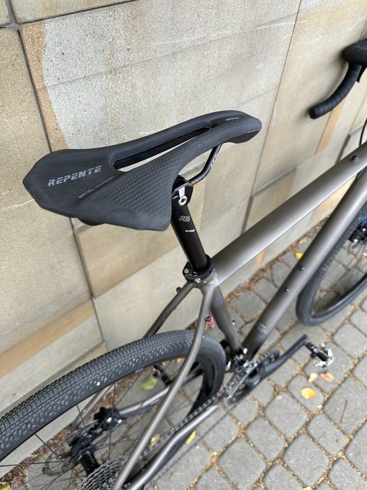 Rondo Ruut AL 2x GRX 2x11  gravel carbon Hunt Pro