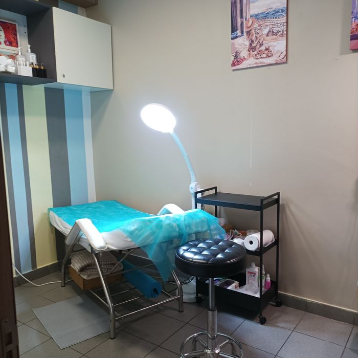 Косметолог, бровіст, майстер пм оренда кабінету з кушеткою