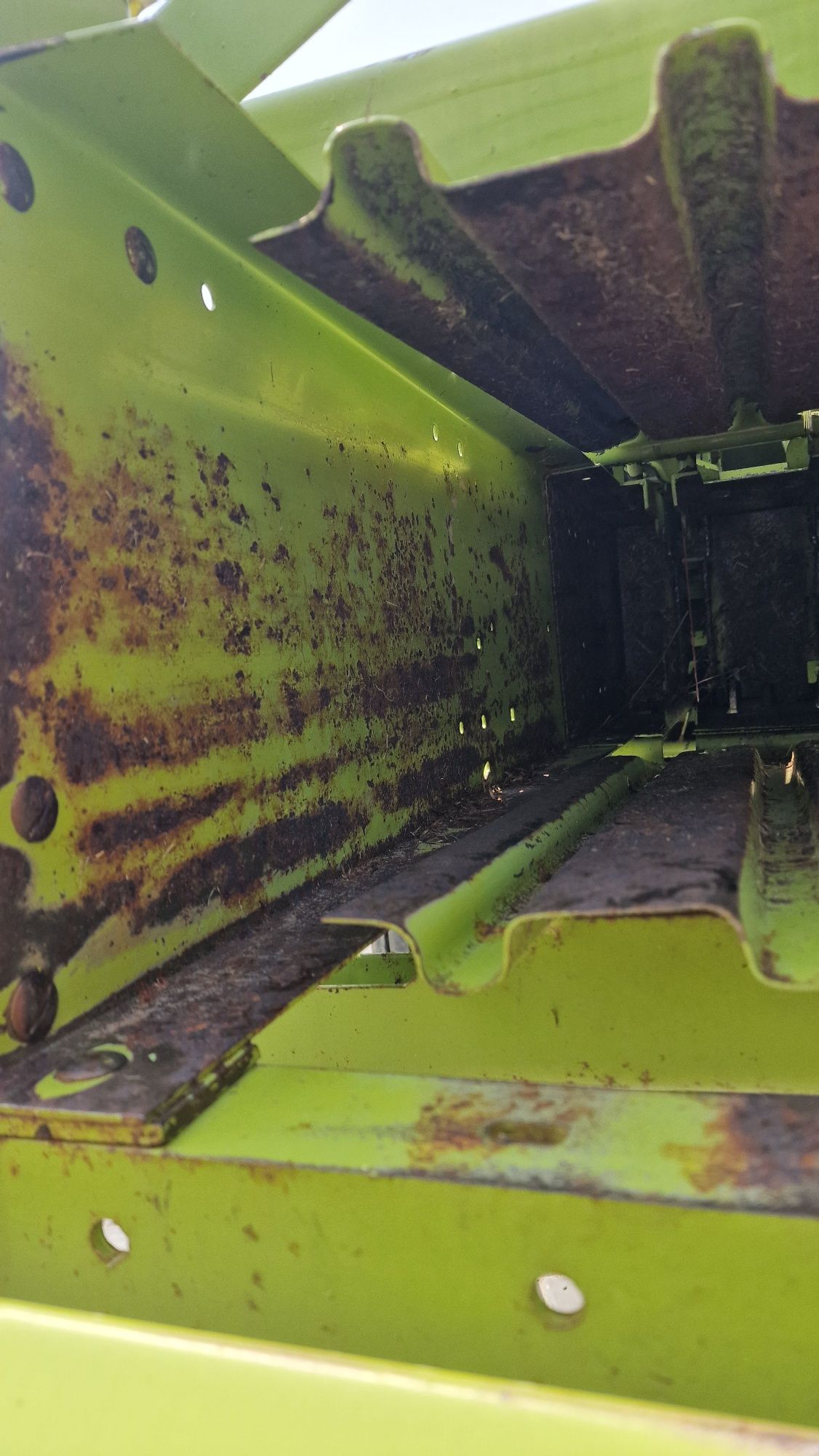 Прес-Підбирач Claas Markant 41