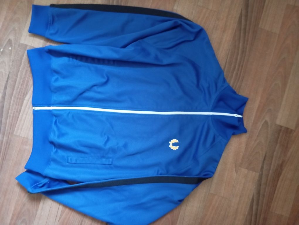 Олімпійка Fred Perry