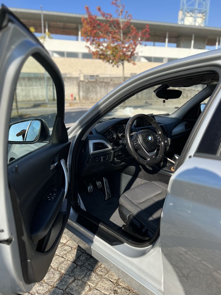 Bmw Serie 1 116ed Diesel  (Poucos KM)