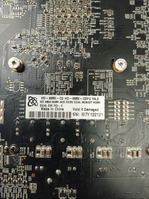 Видеокарта XFX Radeon HD6950 Dual Heatpipe 2GB – на запчасти/ремонт