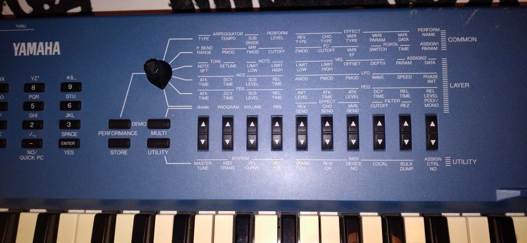 Syntezator Yamaha CS1x , stan bdb