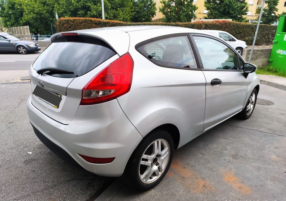 Ford Fiesta econômico, fiável e em muito bom estado!