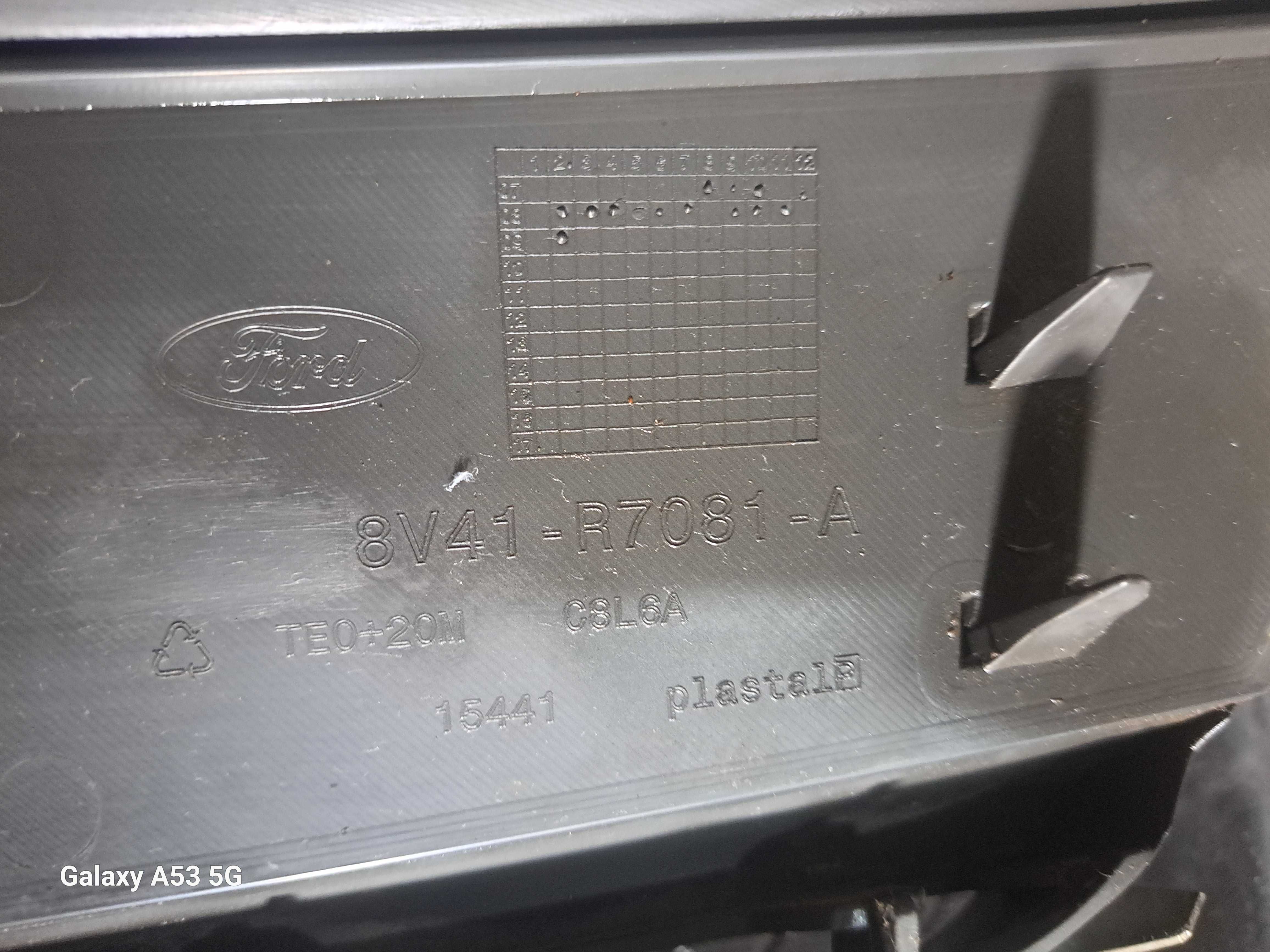 Atrapa chłodnicy, grill Ford Kuga Mk1 8V41-R7081-A