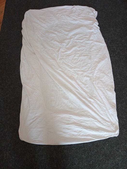 Наматрасник 190х100 см под резинку