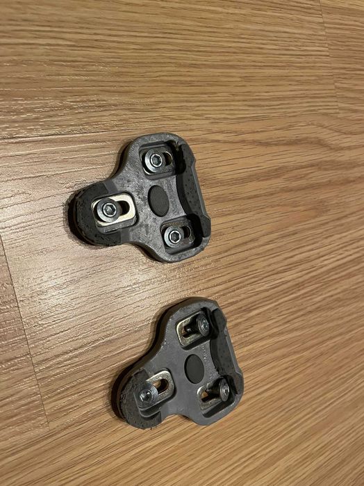 Pedais de estrada look + cleats