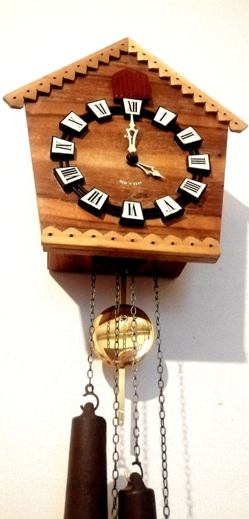 Zegar z kukułka i gongiem