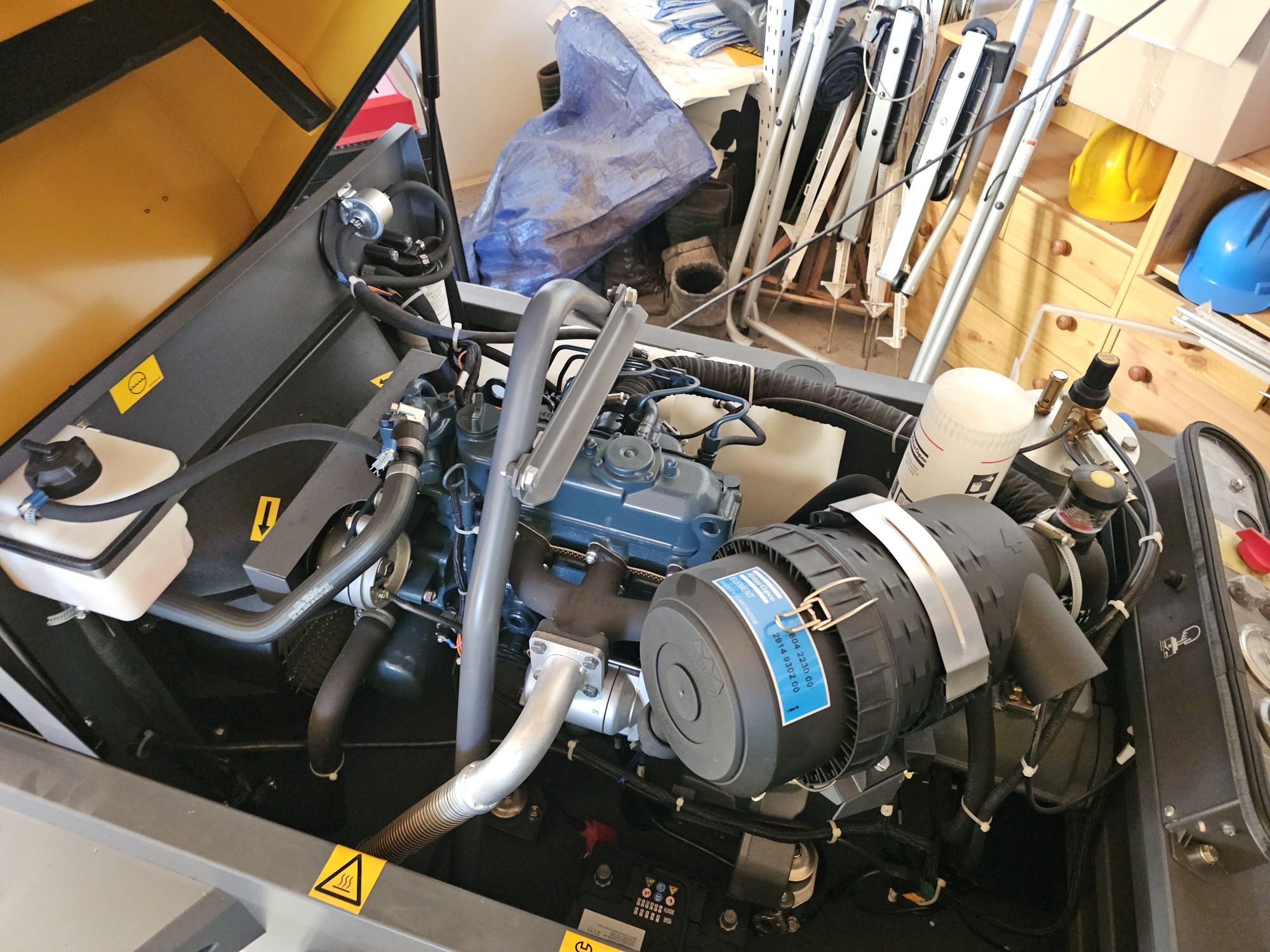 Kompresor mobilny Atlas Copco XAS 37 - 10 MTH - Jak Nowy