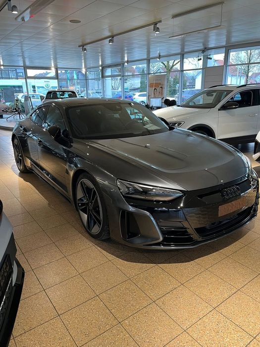 Audi e-tron GT quattro