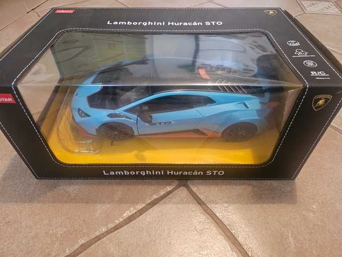 Auto zdalnie sterowane Lamborghini Huracan Sto RASTAR *jak nowy*