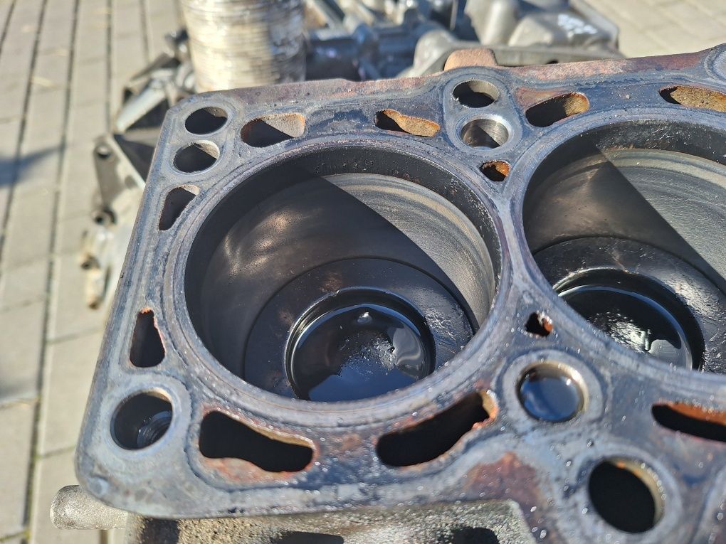 Silnik 2.0 TDI VW Transporter T5 c a a c