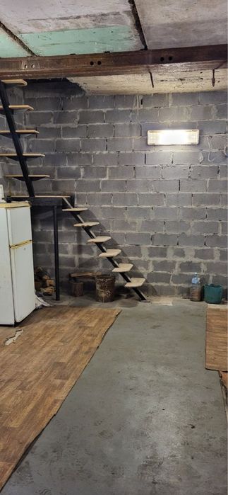 Продаю Гараж з відсівблоку