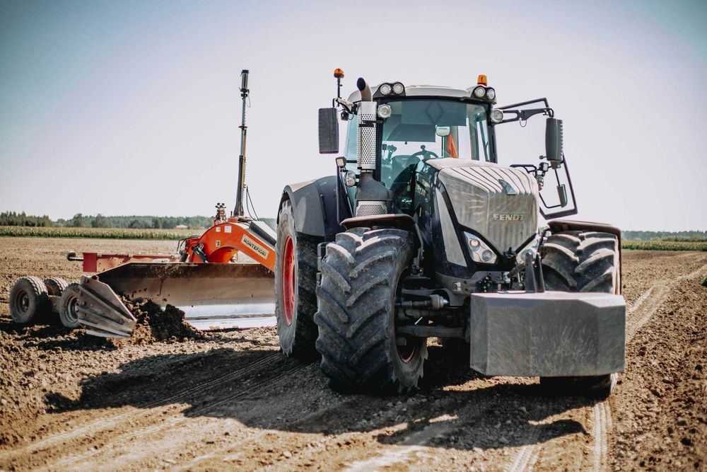 Wynajem ciągnika rolniczego Fendt/John Deere/Massey Ferguson