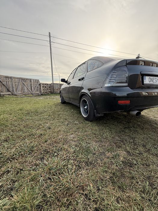 Продам Пріору 4.2.1