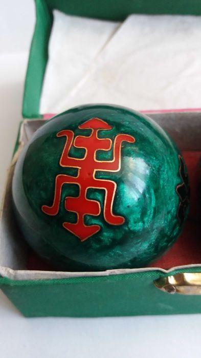 G, starocie kule do masażu medytacji rehabilitacji grające