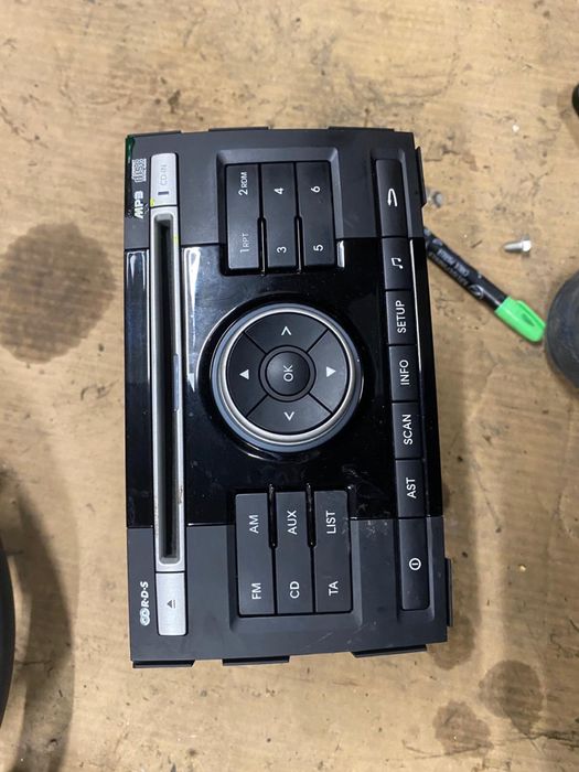 Kia Venga radio MP3 radioodtwarzacz idealne demontaż