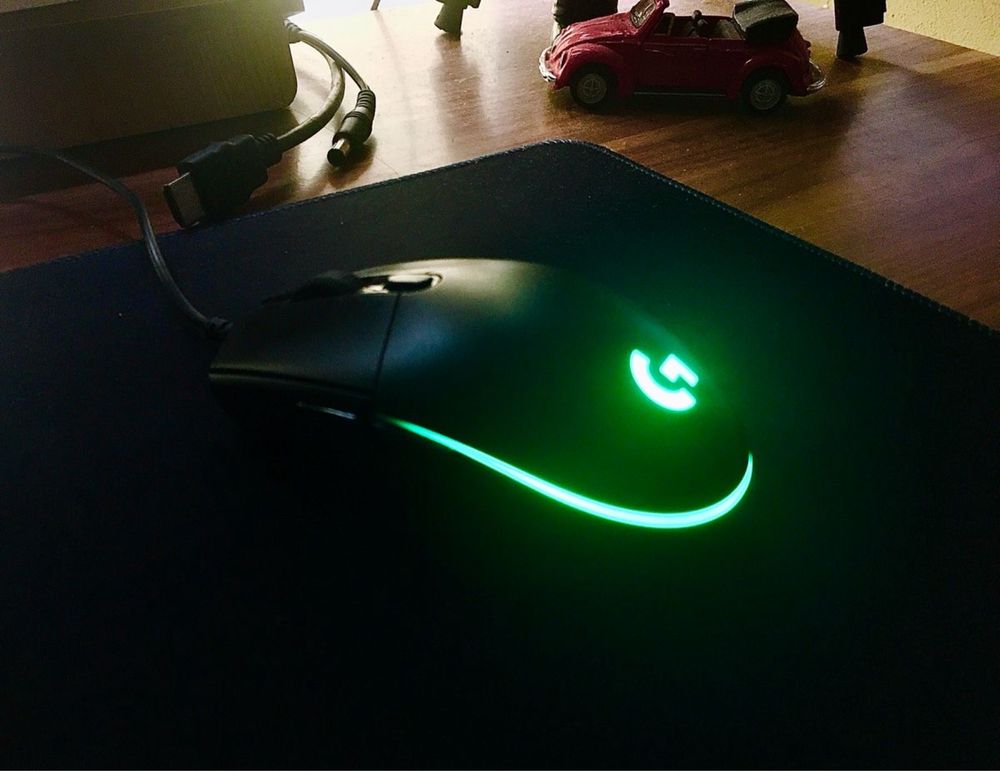 Mouse logitech g203