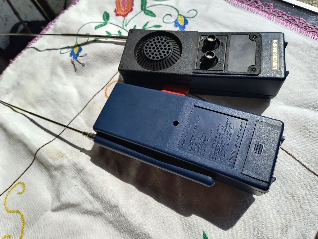 stare walkie talkie universum  hf 11