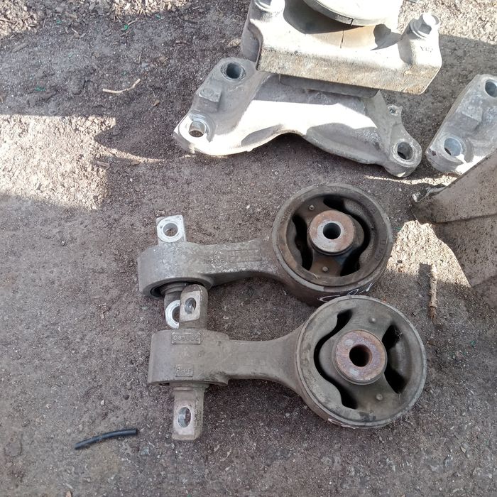 Опоры двигателя Хонда СРВ RE 3 2.0-2007-2012г