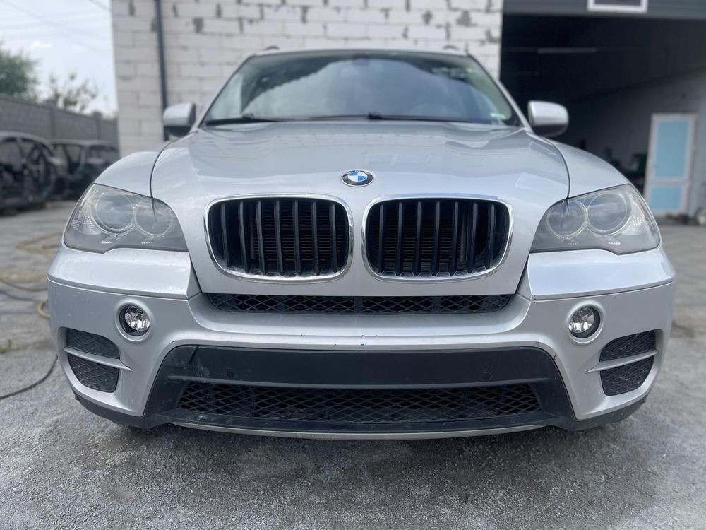 Ноздри капота BMW X5 E70 E71 Решетки  БМВ Х5 Е70 Е71 решітка радіатора