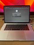 MacBook Pro 2018 i7 16GB RAM