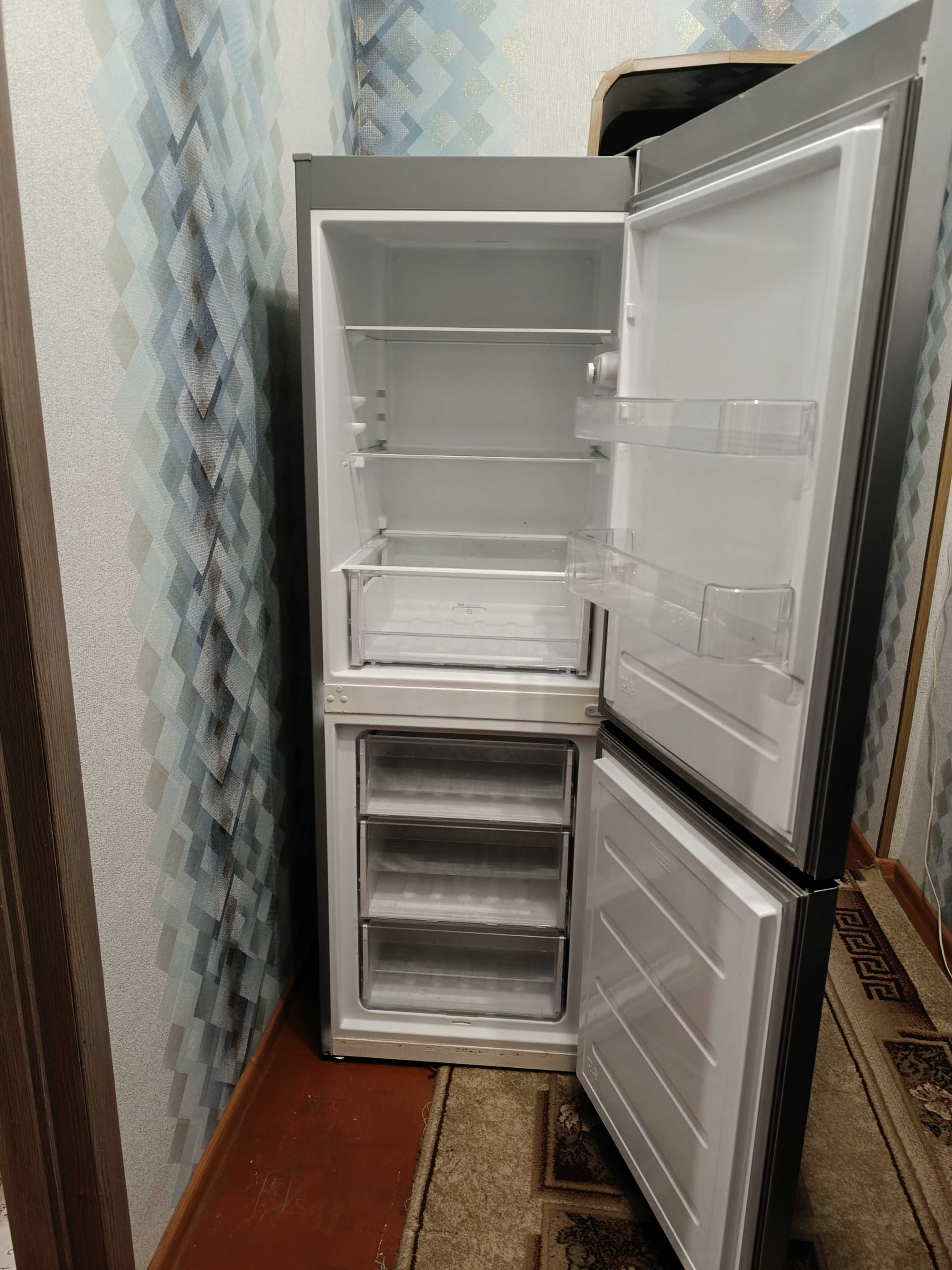 Терміново продам холодильник