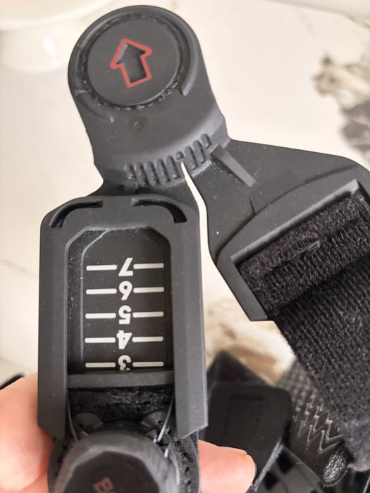 Orteza kolana DONJOY ROAM OA - idealna