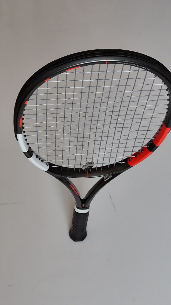 Ракетка для тенісу Babolat strike vs для професіоналів та аматорів
