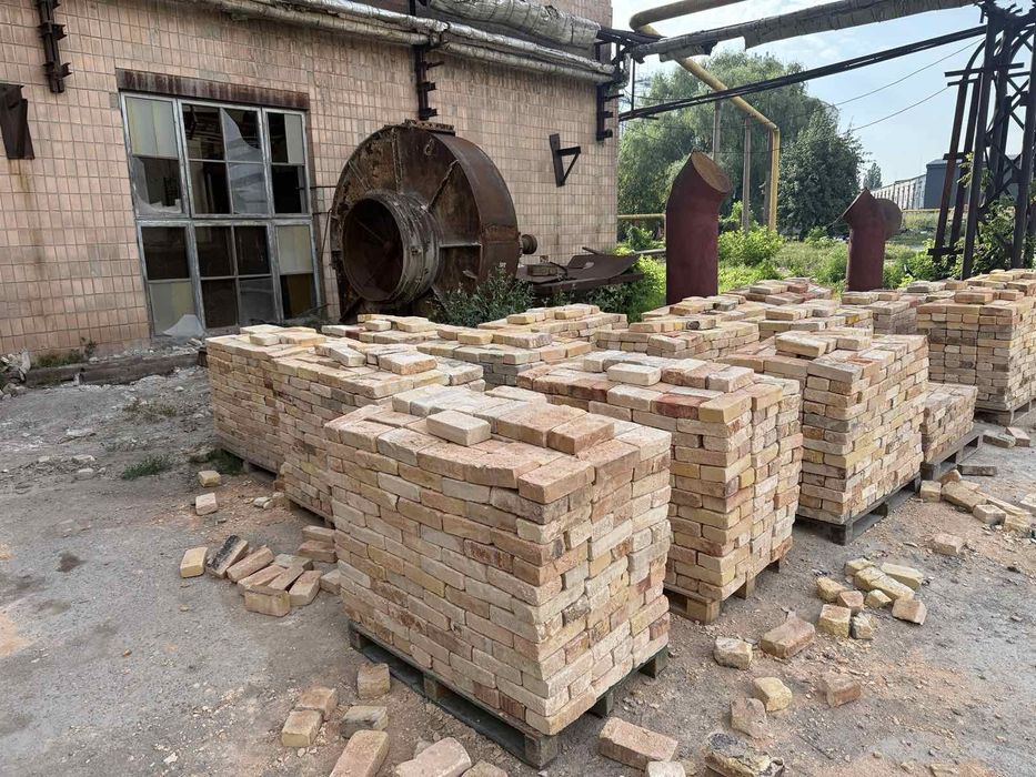 Цегла вогнетривка