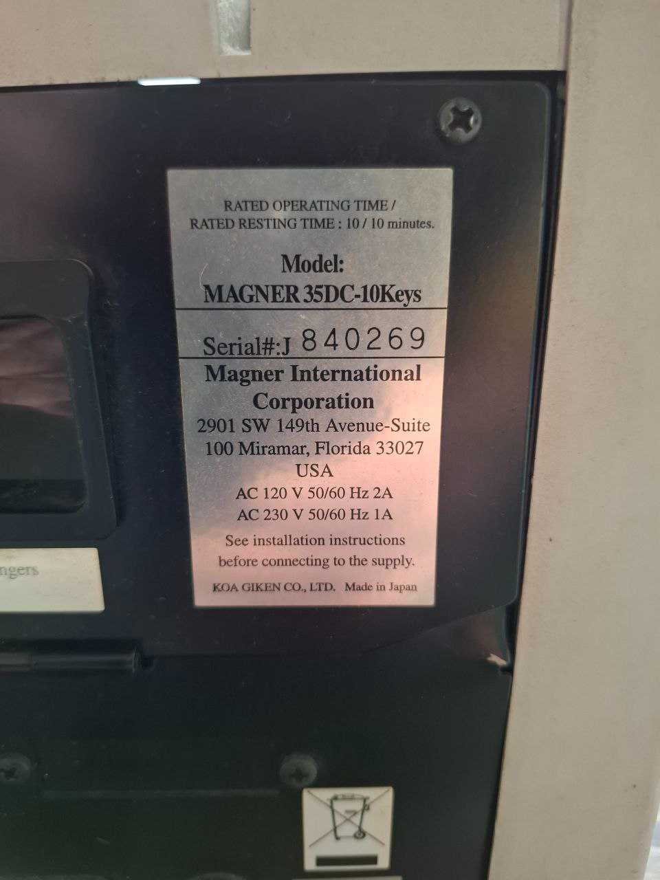 Счетчик банкнот MAGNER 35DC-10Keys