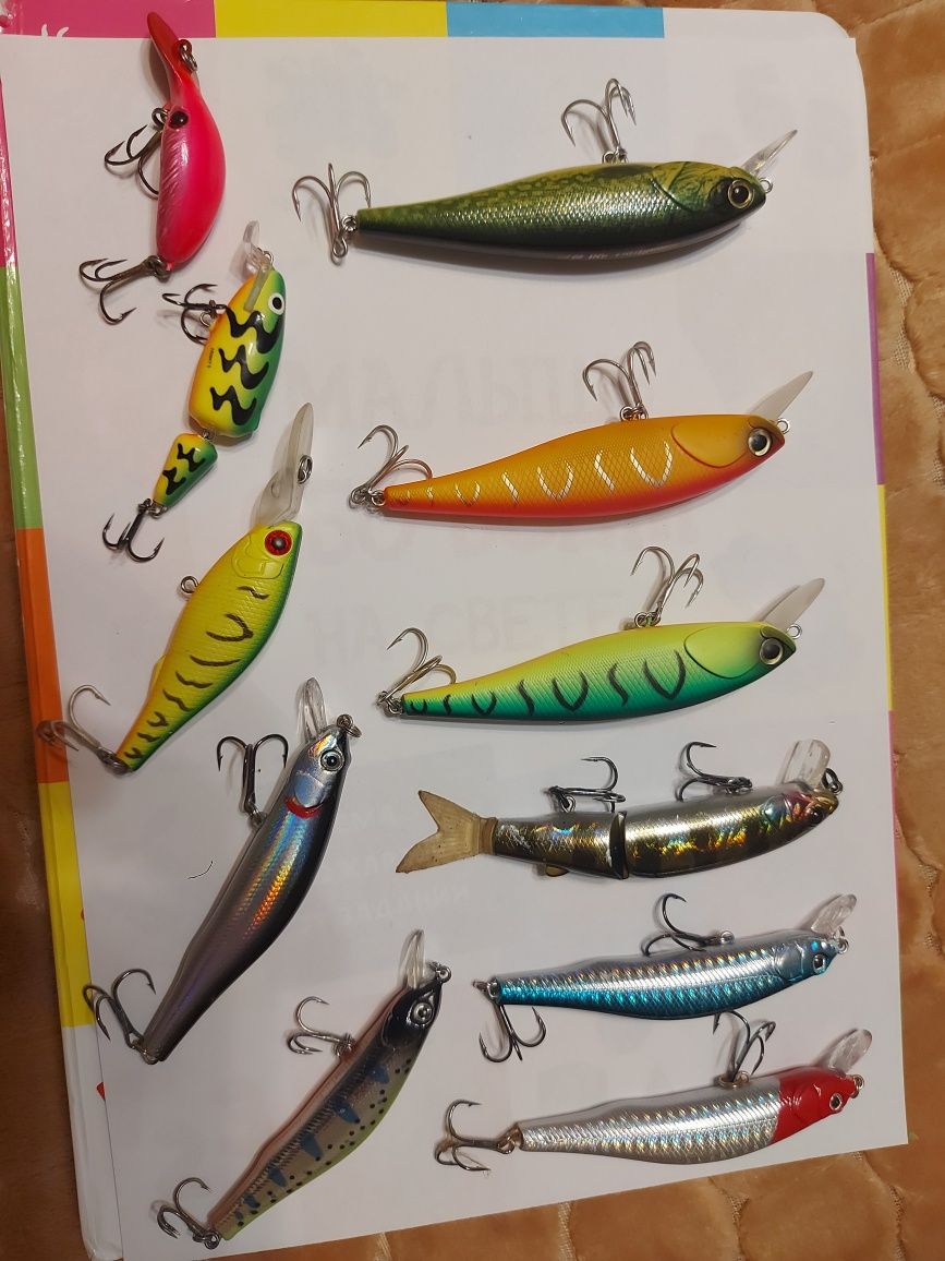 Продам воблера Plus One Minnow Pro Produced By BEARKING,и много чего