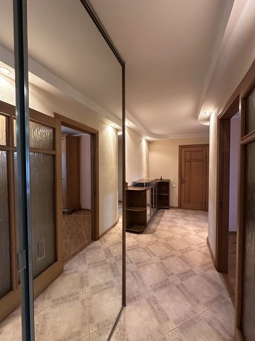 Продается 3 кк в Центре! Пр. Центральный/Инженерная!