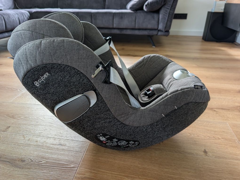 Cybex Sirona Z2 i-Size Plus Soho Grey z bazą