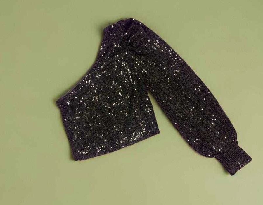 Топ на одне плече