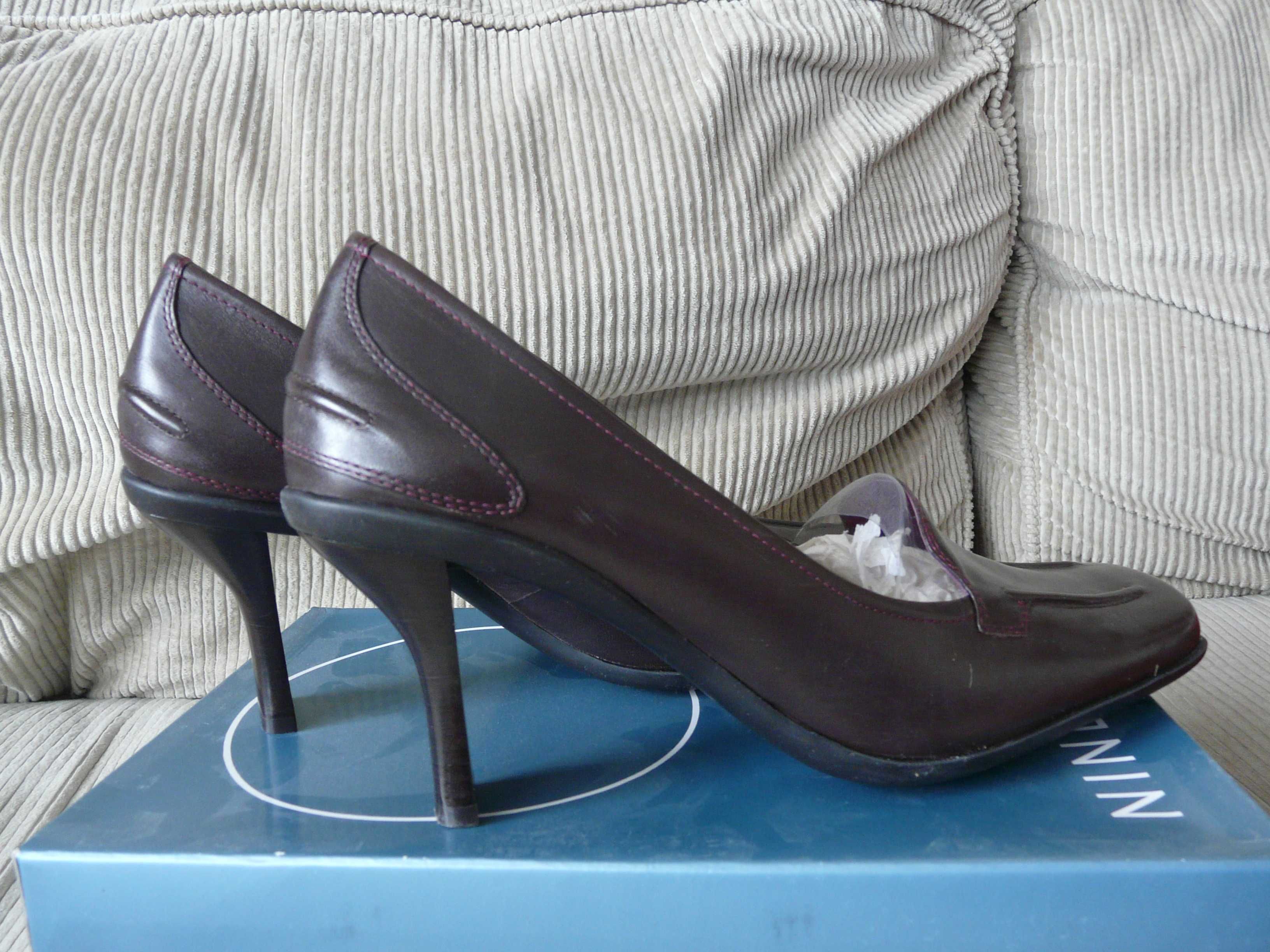 Nine West nowe czułenka 40 bordo/ciemny brąz