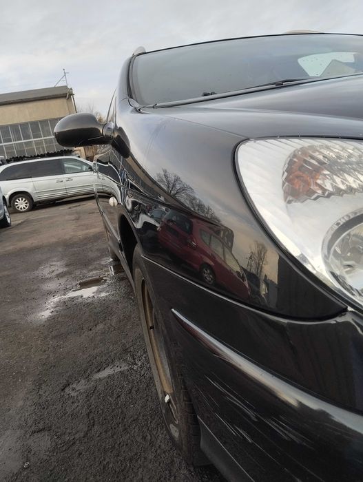 Citroen C5 I Kombi 3.0i 2004r.Błotnik przedni prawy.