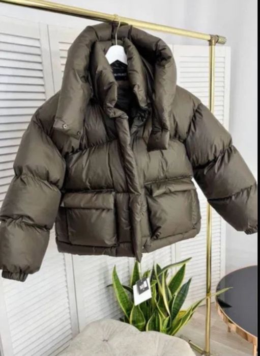 Продам куртку шоколад