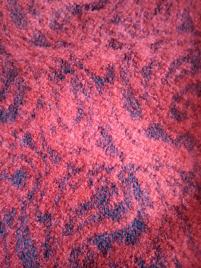 остатки ткани атлас  , портьерная ткань  и отрез шерстяной