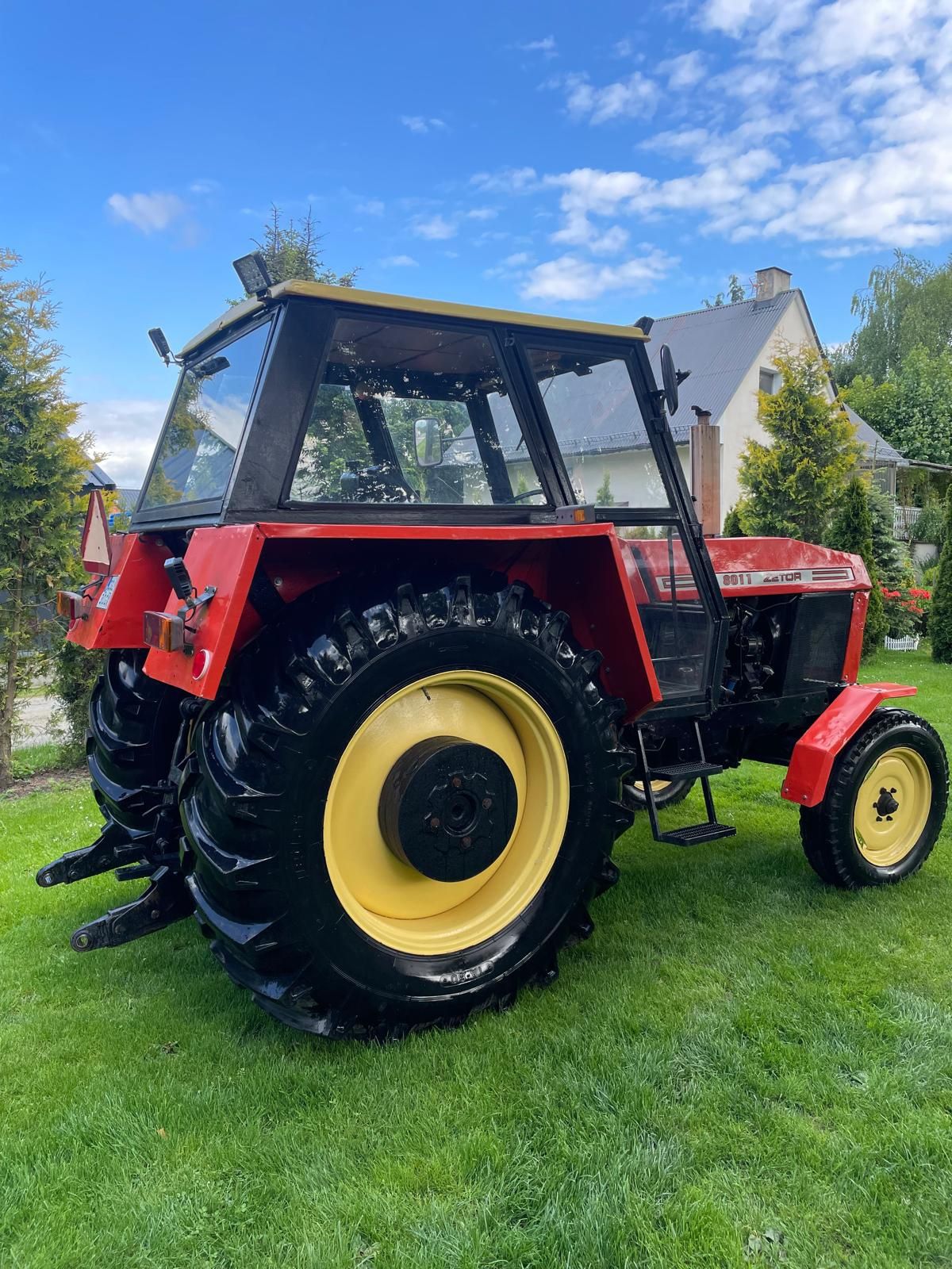 Zetor 8011  (nie ursus 385)