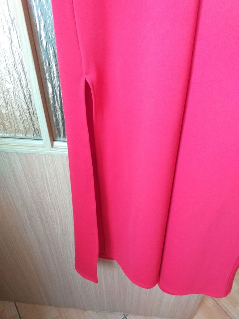 Długa czerwona sukienka z rozcięciem Missguided roz. 34 wesele ślub