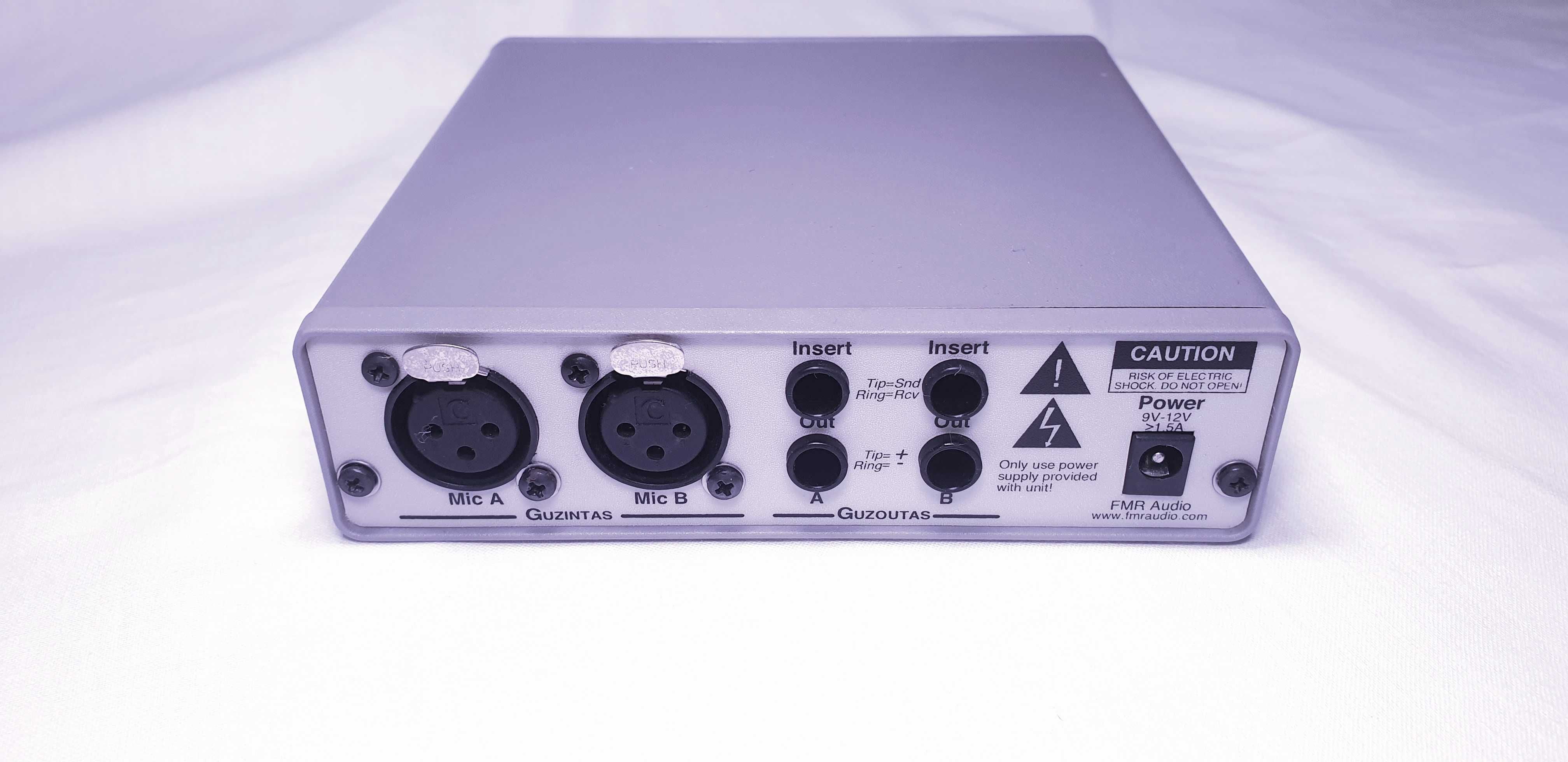 Vendo Preamp de Alta Qualidade - Como Novo! FMR Audio RNP 8380!