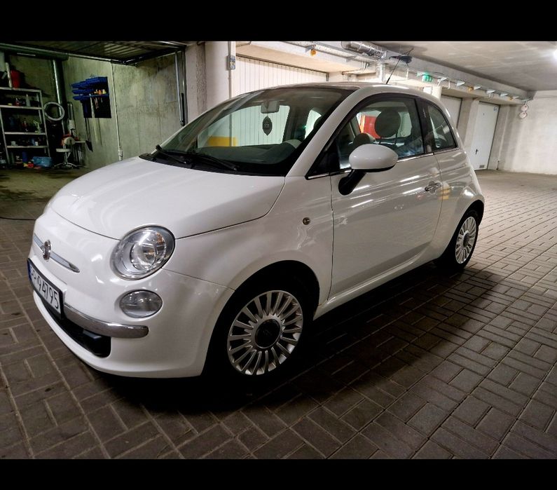 Fiat 500 + LPG, 2009 rok, 260 tys przebiegu.