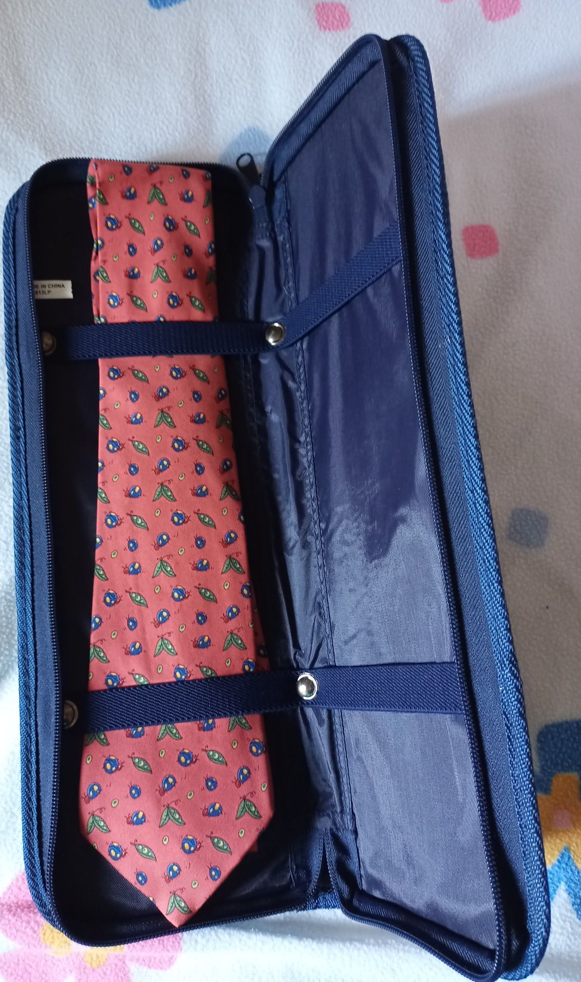 Bolsa para transportar gravatas