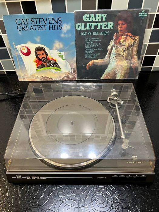 Dual CS 620Q Вініловий програвач