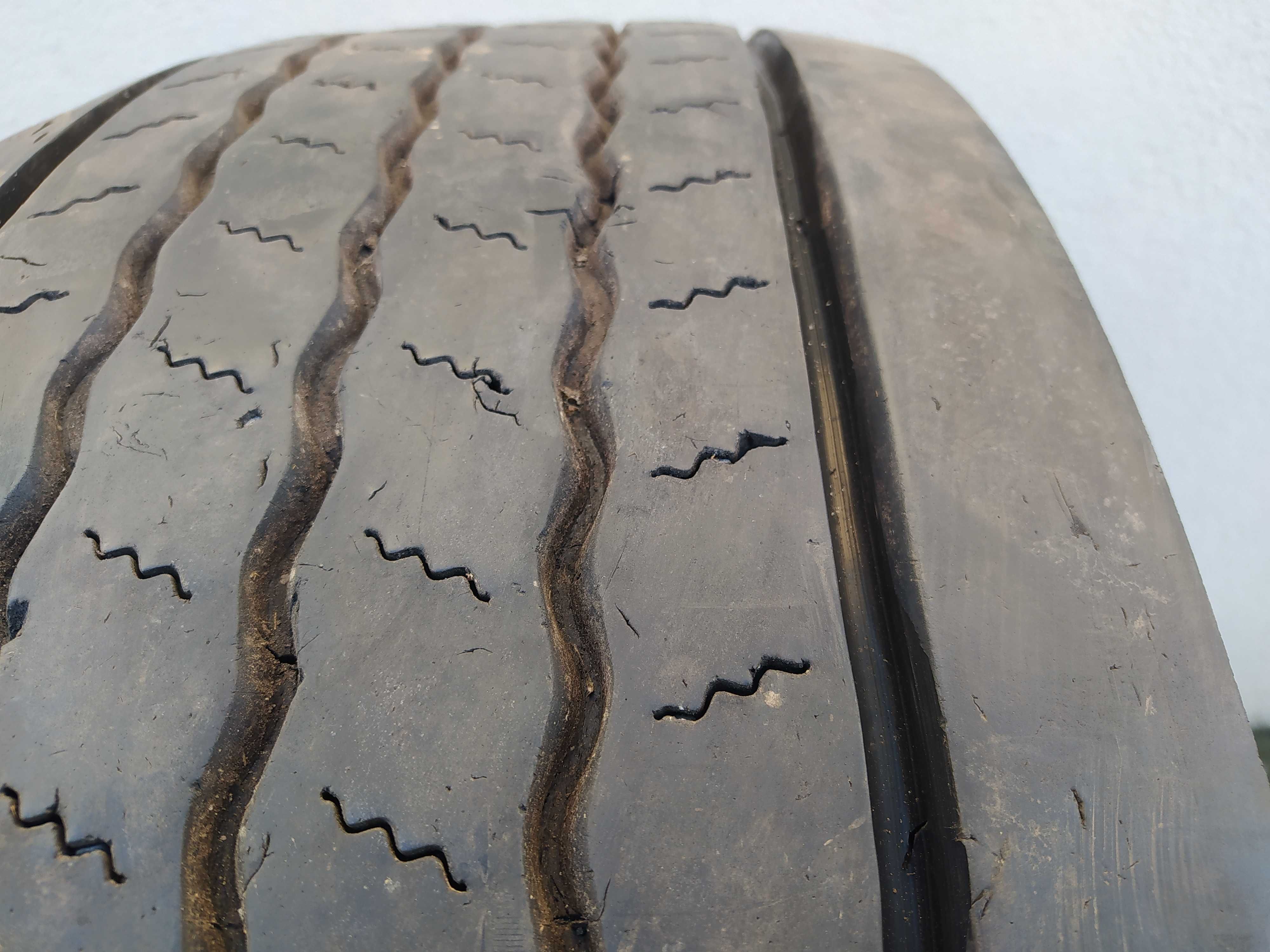 1x Uniroyal FH40 385/65r22.5 2021r